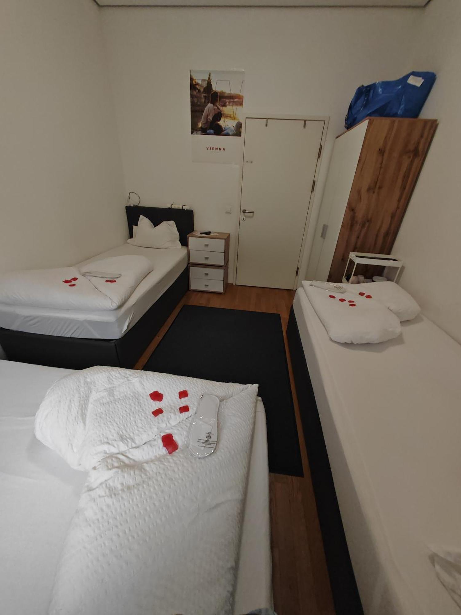 Abai Apartments 1140 Only Www-On-Line-Check-In & Selfservice Wien Phòng bức ảnh